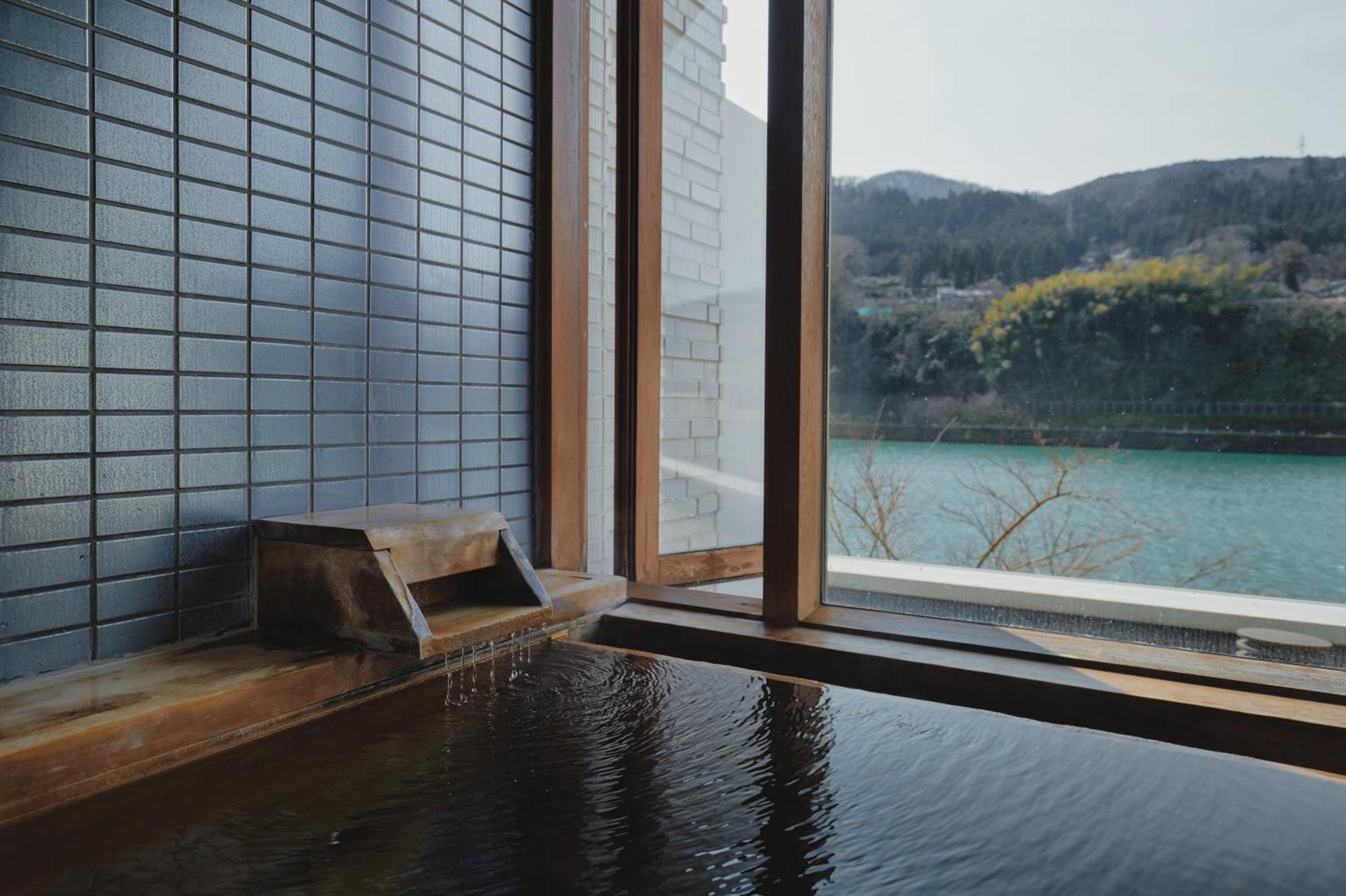 River Retreat Garaku Toyama Buitenkant foto