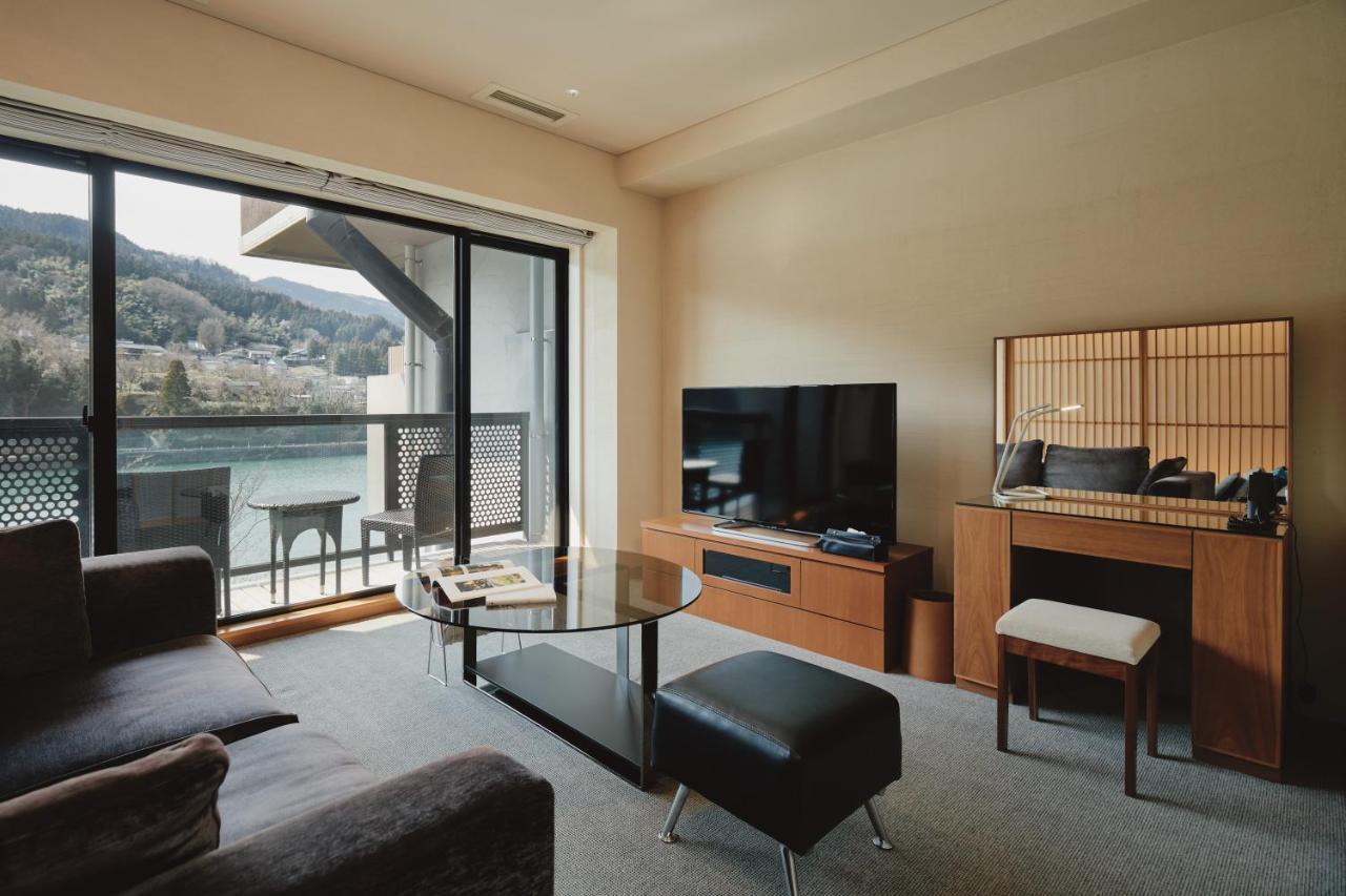 River Retreat Garaku Toyama Kamer foto
